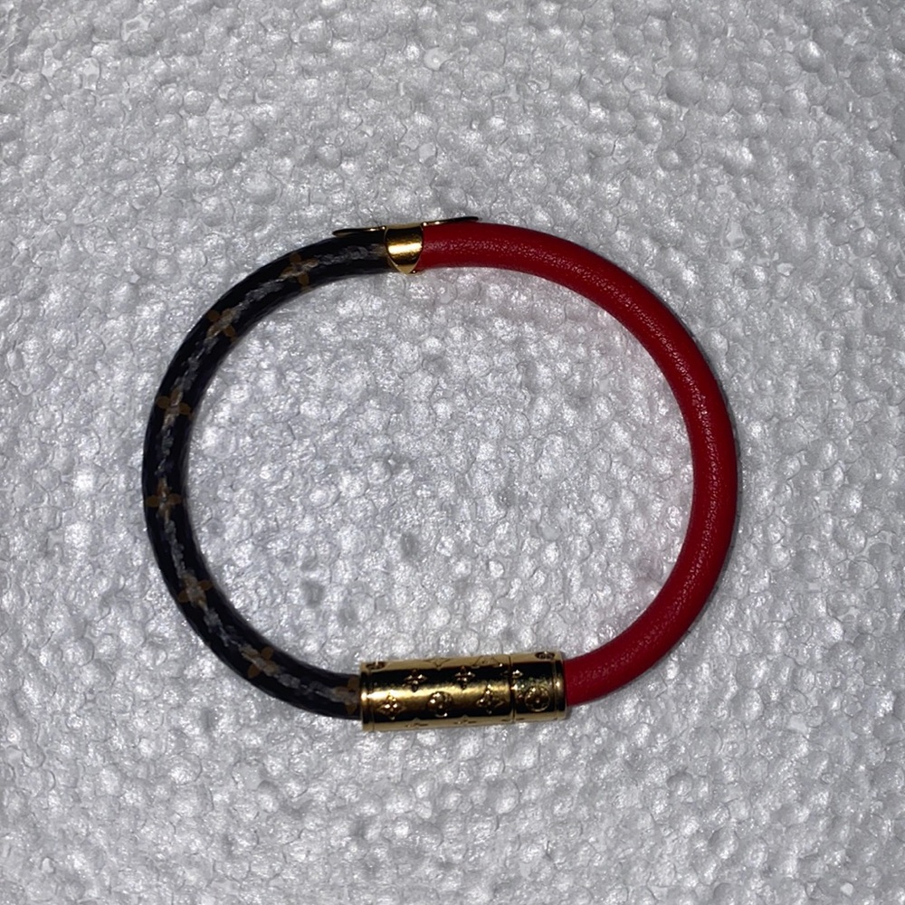 Louis Vuitton Daily Confidential Bracelet